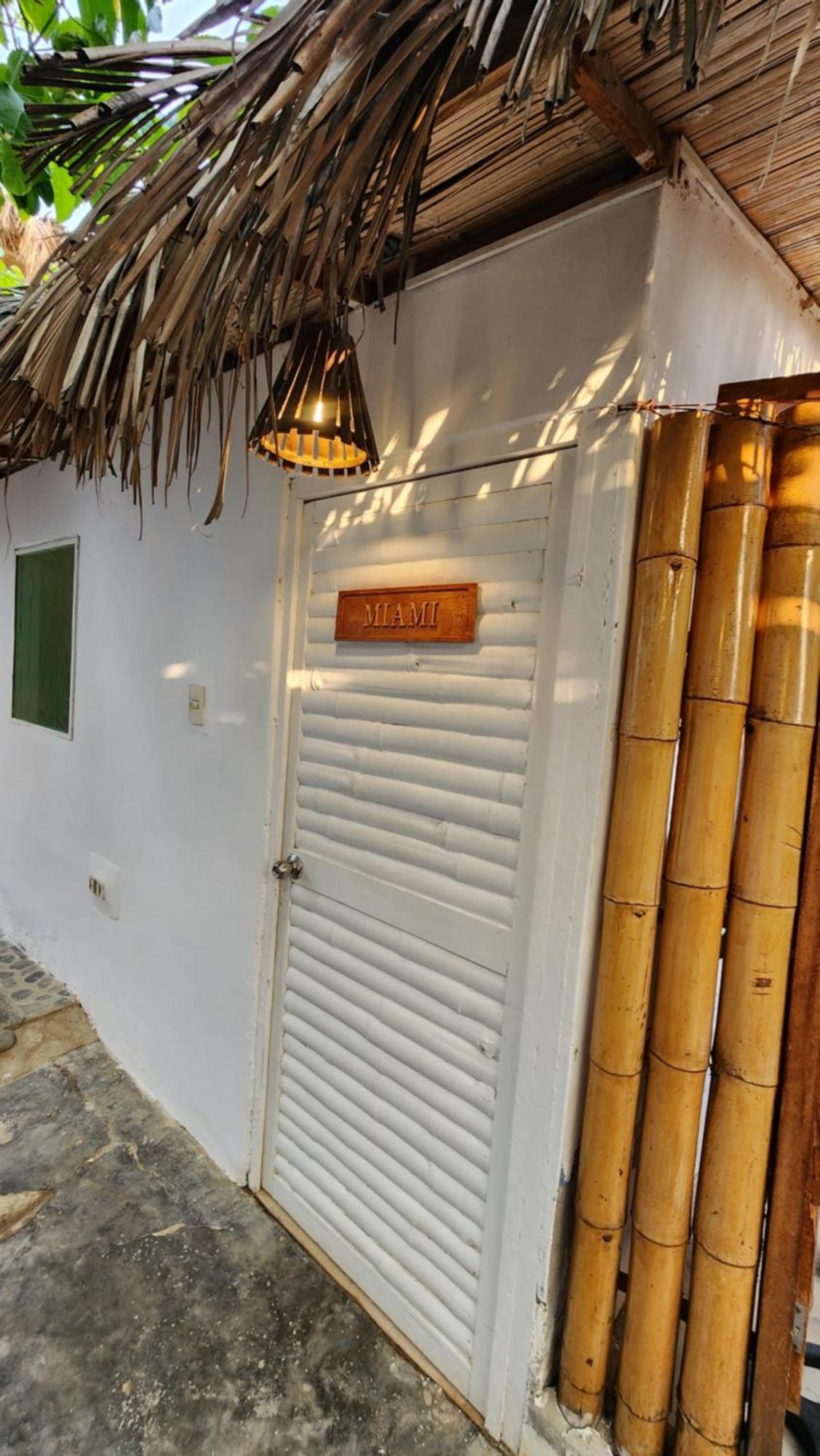 Kinti Guest House Máncora Exterior photo